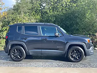 Used 2017 Jeep Renegade Longitude Black - Interior and Exterior details 3