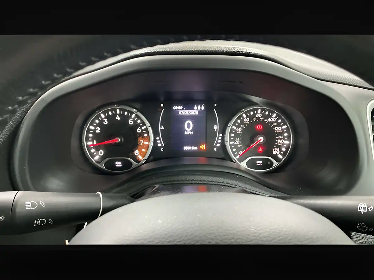 Used 2017 Jeep Renegade Longitude Solar Yellow - Interior and Exterior details 13