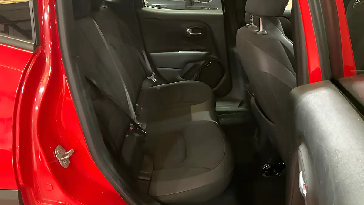 Used 2017 Jeep Renegade Night Eagle Ii Red - Interior and Exterior details 8