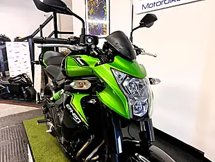 Used 2017 Kawasaki ER-6N Naked Green - Interior and Exterior details 14