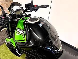 Used 2017 Kawasaki ER-6N Naked Green - Interior and Exterior details 20