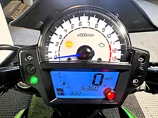 Used 2017 Kawasaki ER-6N Naked Green - Interior and Exterior details 8