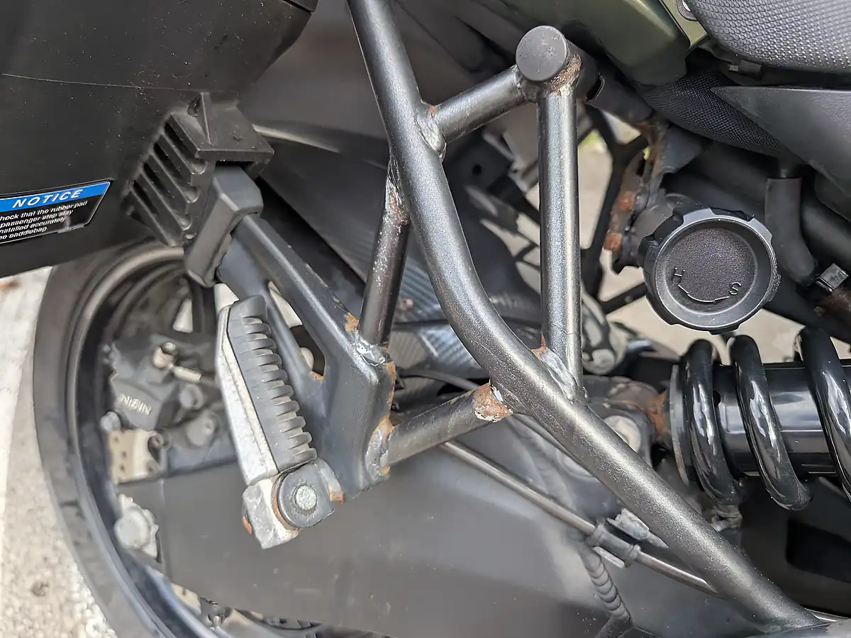 Used 2017 Kawasaki Versys 650 Green - Interior and Exterior details 8