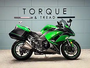 Used 2017 Kawasaki Z1000SX Sports Tourer Green - Interior and Exterior details 2