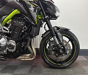 Used 2017 Kawasaki Z900 900 Supernaked Grey - Interior and Exterior details 10