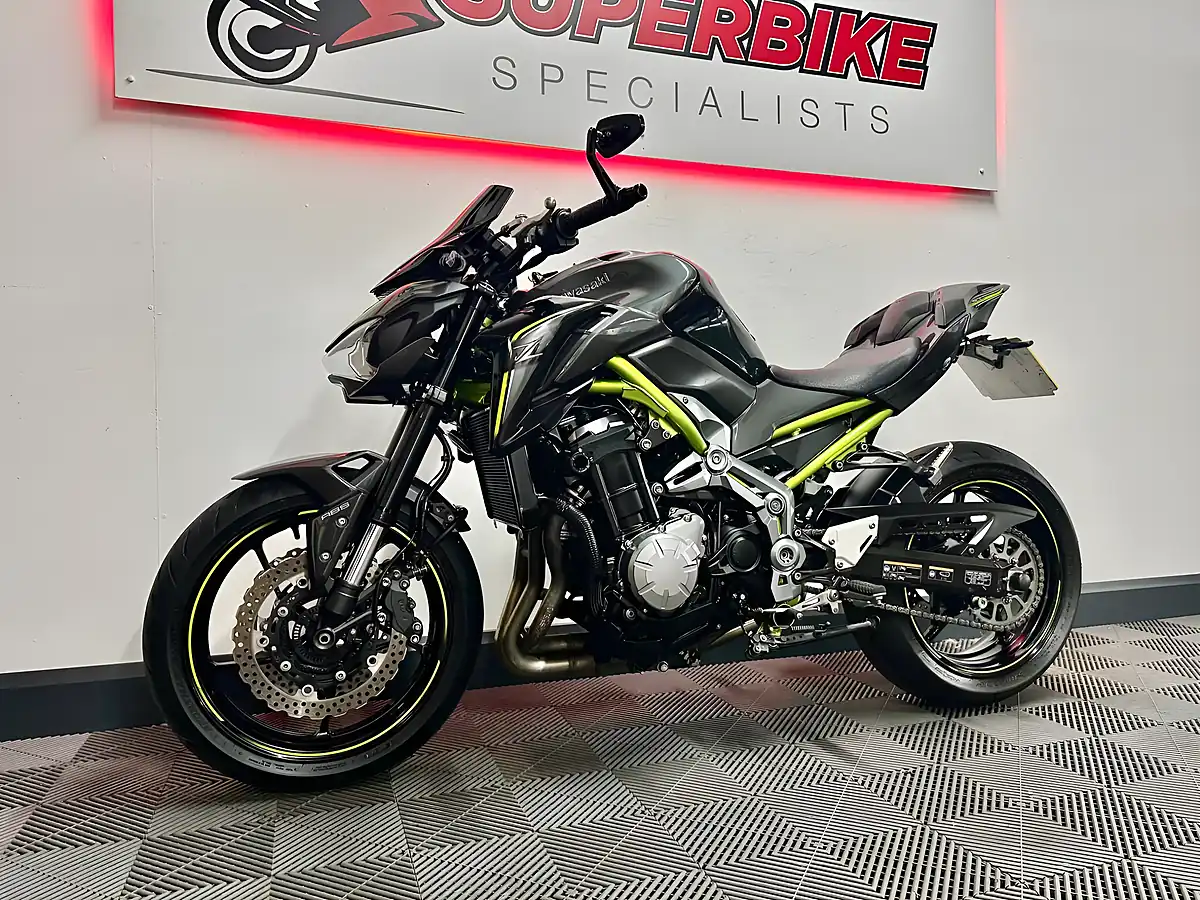 Used 2017 Kawasaki Z900 900 Supernaked Grey - Interior and Exterior details 12