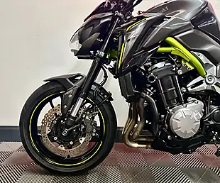 Used 2017 Kawasaki Z900 900 Supernaked Grey - Interior and Exterior details 14
