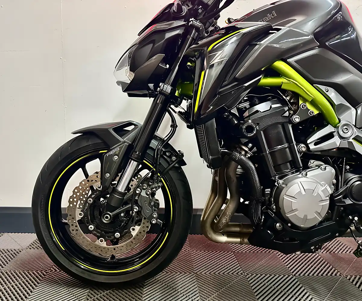Used 2017 Kawasaki Z900 900 Supernaked Grey - Interior and Exterior details 14