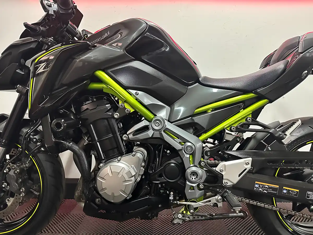 Used 2017 Kawasaki Z900 900 Supernaked Grey - Interior and Exterior details 15