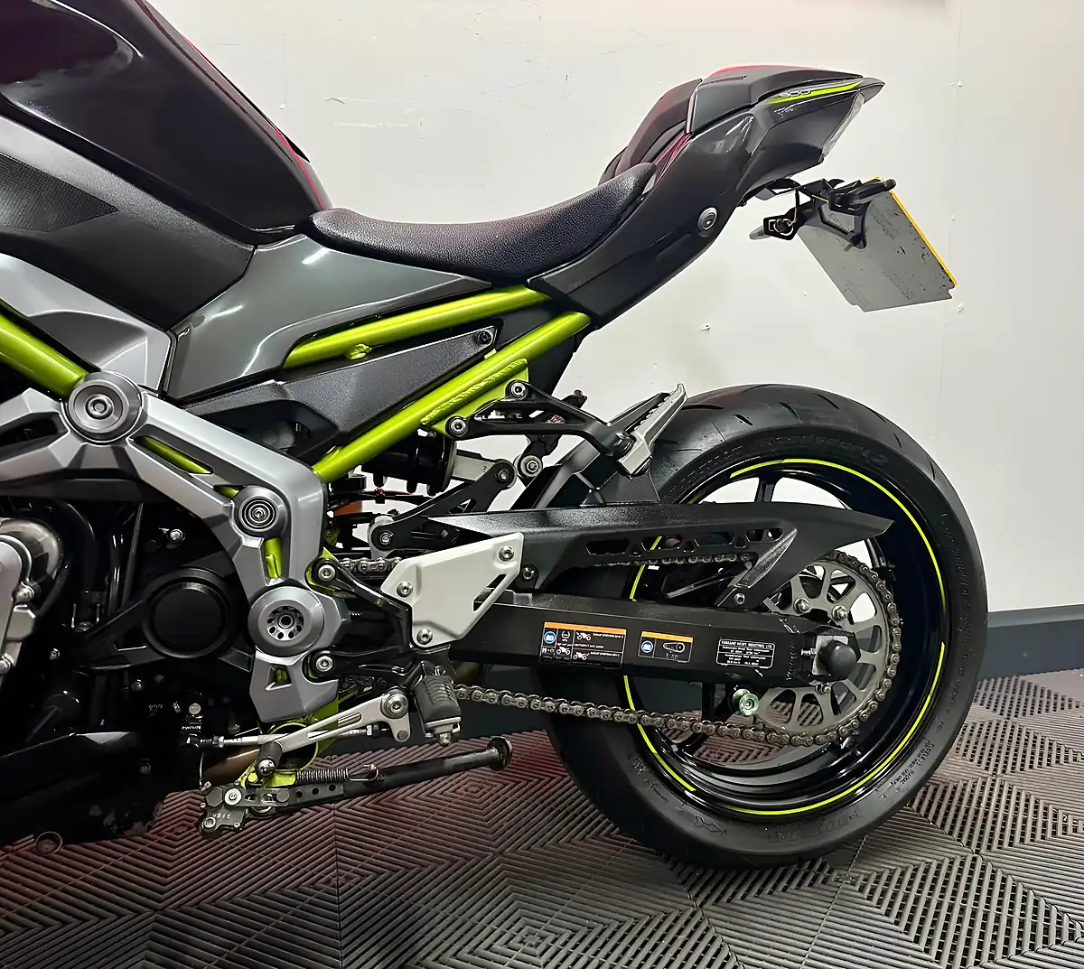 Used 2017 Kawasaki Z900 900 Supernaked Grey - Interior and Exterior details 16
