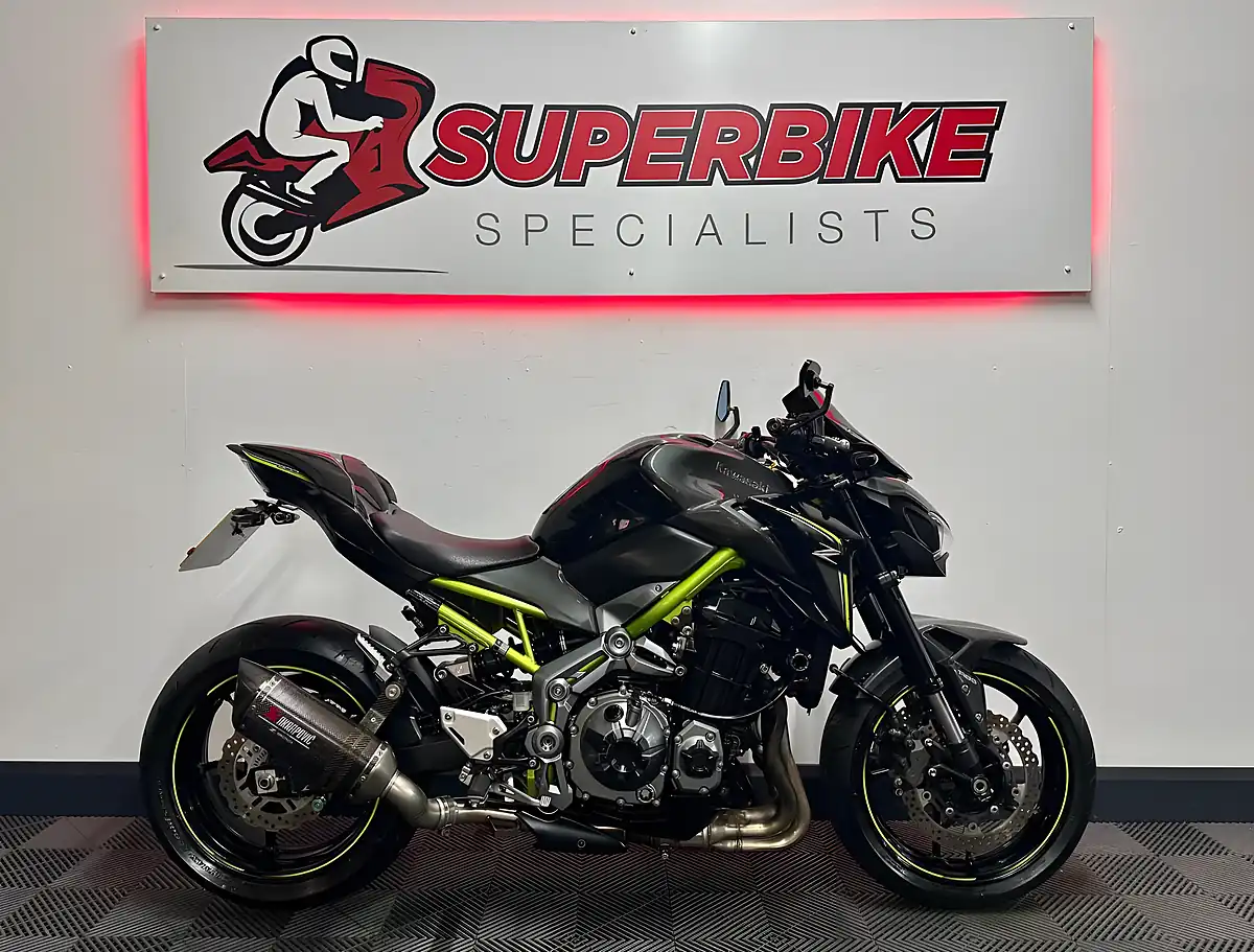 Used 2017 Kawasaki Z900 900 Supernaked Grey - Interior and Exterior details 2