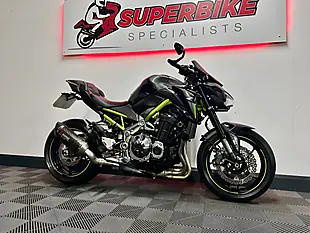 Used 2017 Kawasaki Z900 900 Supernaked Grey - Interior and Exterior details 3