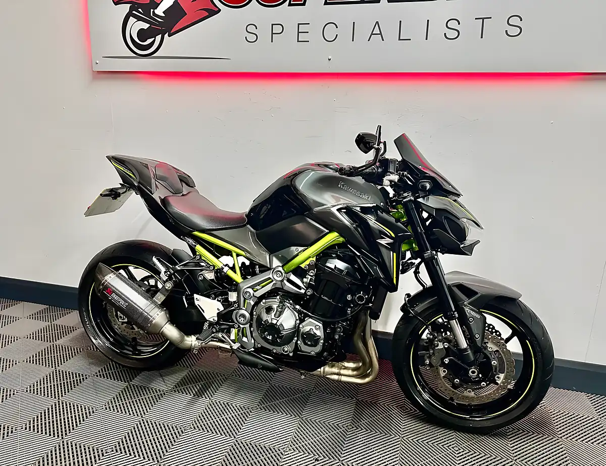 Used 2017 Kawasaki Z900 900 Supernaked Grey - Interior and Exterior details 6