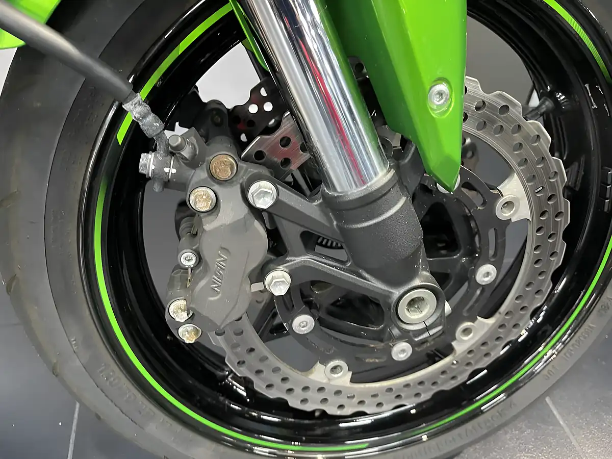 Used 2017 Kawasaki Z900 - Interior and Exterior details 11