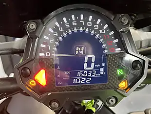 Used 2017 Kawasaki Z900 - Interior and Exterior details 12