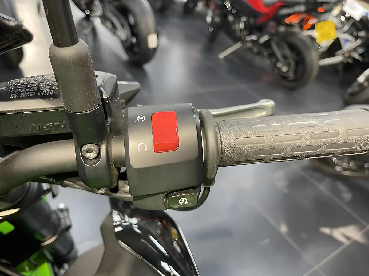 Used 2017 Kawasaki Z900 - Interior and Exterior details 5