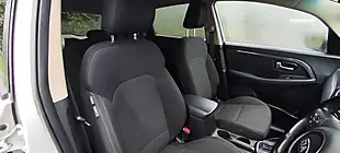 Used 2017 Kia Carens 2 White - Interior and Exterior details 11