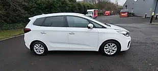 Used 2017 Kia Carens 2 White - Interior and Exterior details 6