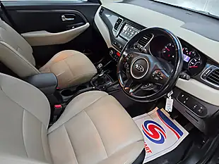 Used 2017 Kia Carens 3 Blue - Interior and Exterior details 13