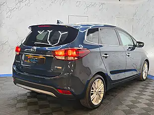 Used 2017 Kia Carens 3 Blue - Interior and Exterior details 9