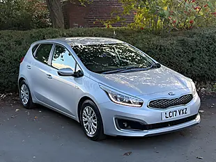 Used 2017 Kia Ceed 1 Silver Frost - Interior and Exterior details 3