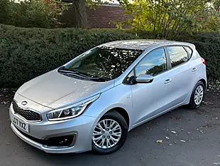 Used 2017 Kia Ceed 1 Silver Frost - Interior and Exterior details 9
