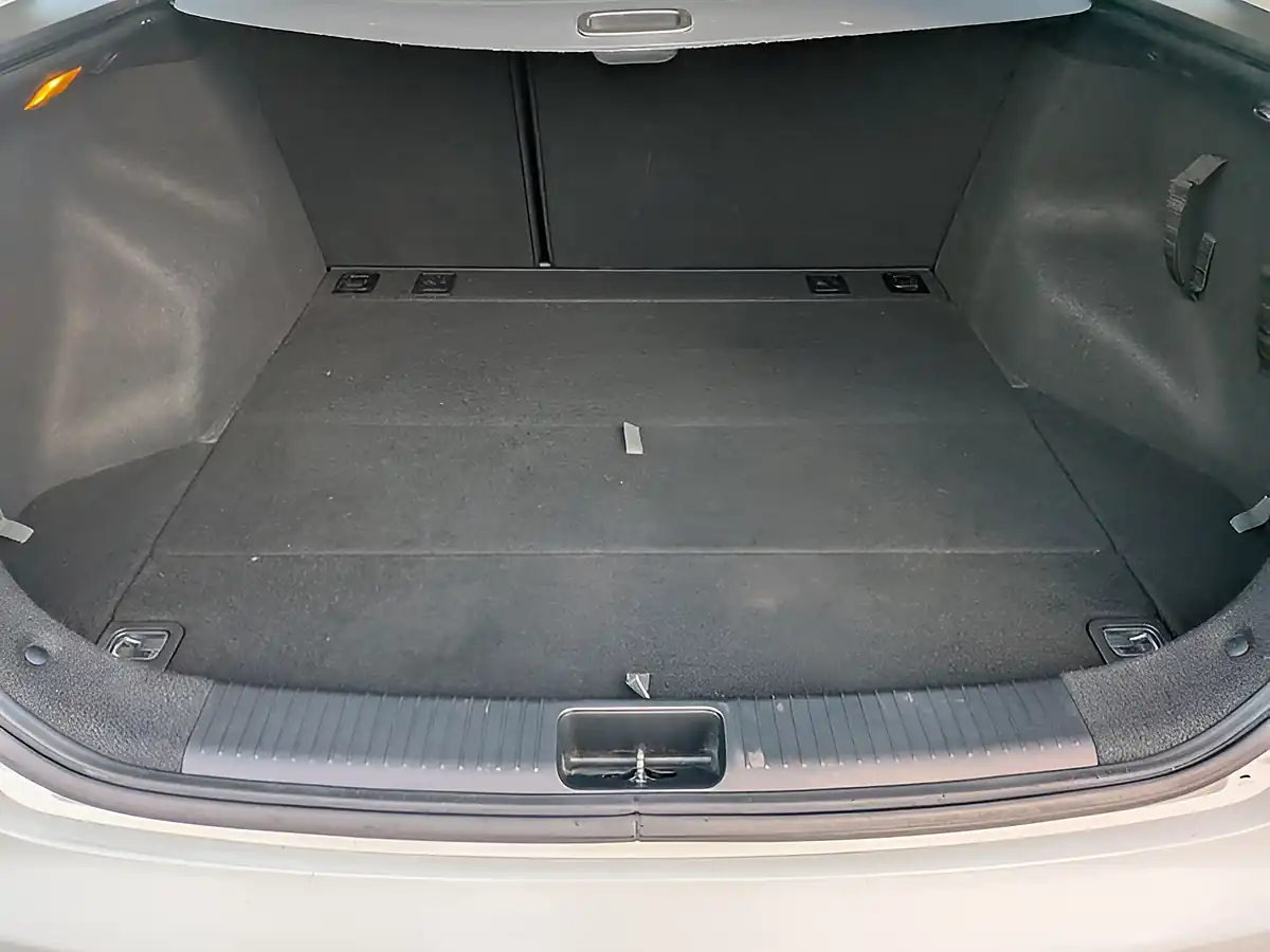 Used 2017 Kia Ceed 1 Sportswagon White - Interior and Exterior details 15