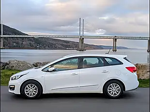 Used 2017 Kia Ceed 1 Sportswagon White - Interior and Exterior details 8