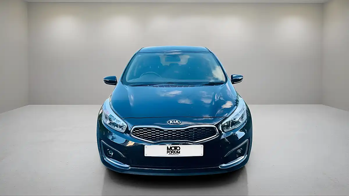 Used 2017 Kia Ceed 2 Black - Interior and Exterior details 3