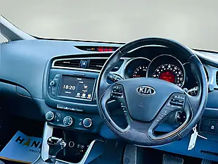 Used 2017 Kia Ceed 2 Black - Interior and Exterior details 8