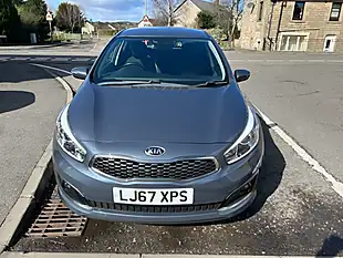 Used 2017 Kia Ceed 2 Blue - Interior and Exterior details 6