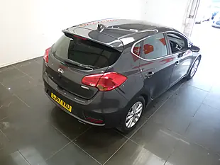 Used 2017 Kia Ceed 2 Isg Auto Silver - Interior and Exterior details 20
