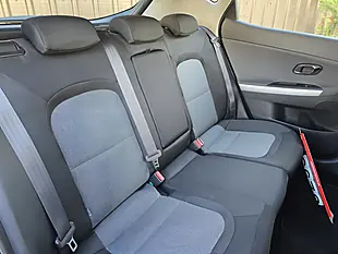 Used 2017 Kia Ceed 2 Red - Interior and Exterior details 18