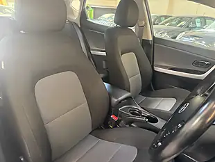 Used 2017 Kia Ceed 2 Silver - Interior and Exterior details 10