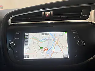 Used 2017 Kia Ceed 2 Silver - Interior and Exterior details 18