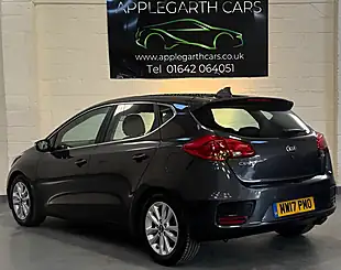 Used 2017 Kia Ceed 2 Silver - Interior and Exterior details 7