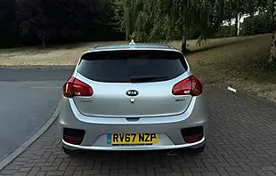Used 2017 Kia Ceed 2 Silver - Interior and Exterior details 4