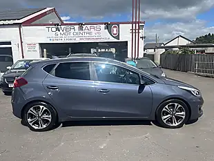 Used 2017 Kia Ceed 3 Blue - Interior and Exterior details 2