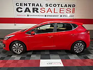 Used 2017 Kia Ceed 3 Red - Interior and Exterior details 4