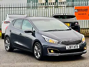 Used 2017 Kia Ceed 3 Silver - Interior and Exterior details 10