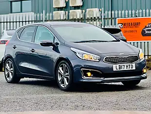 Used 2017 Kia Ceed 3 Silver - Interior and Exterior details 6