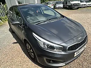 Used 2017 Kia Ceed 3 Silver - Interior and Exterior details 2