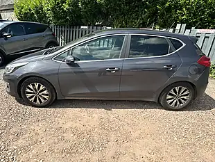 Used 2017 Kia Ceed 3 Silver - Interior and Exterior details 7