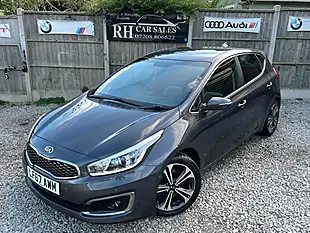 Used 2017 Kia Ceed 3 Silver - Interior and Exterior details 13