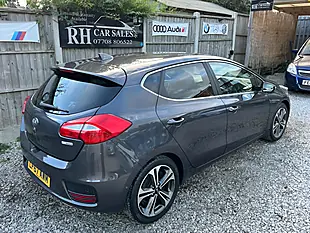 Used 2017 Kia Ceed 3 Silver - Interior and Exterior details 9