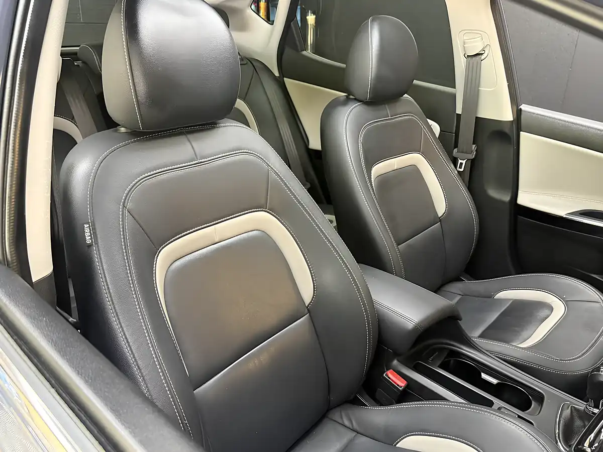 Used 2017 Kia Ceed 4 Blue - Interior and Exterior details 18