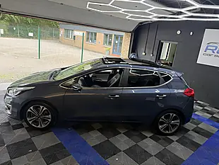 Used 2017 Kia Ceed 4 Blue - Interior and Exterior details 6