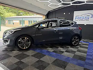 Used 2017 Kia Ceed 4 Blue - Interior and Exterior details 7