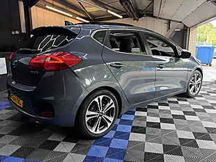 Used 2017 Kia Ceed 4 Blue - Interior and Exterior details 9