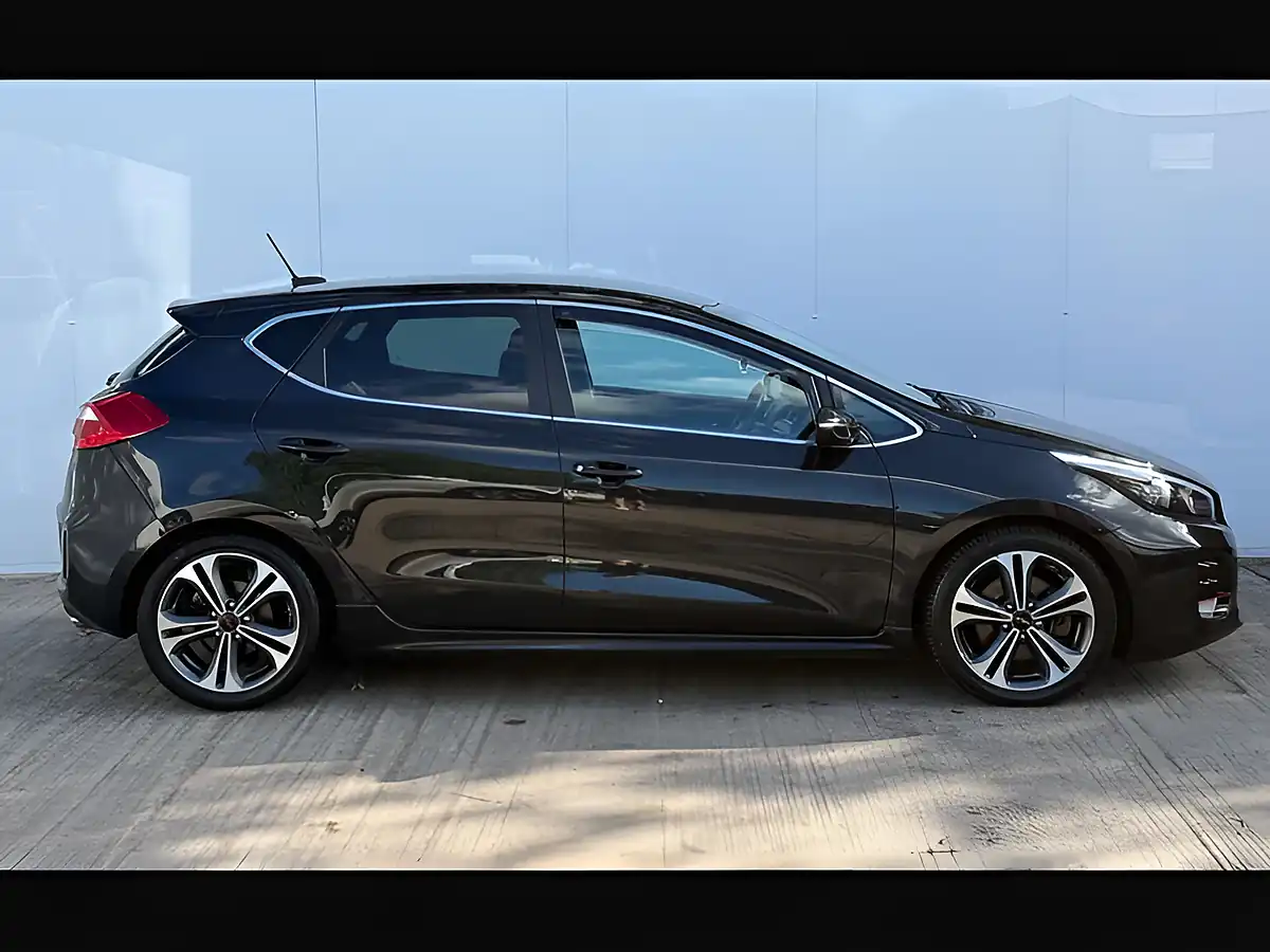 Used 2017 Kia Ceed GT-Line Dark Gun Metal - Interior and Exterior details 2